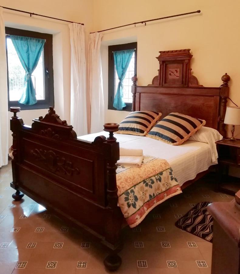 Hostal Rural Mas Blanc San Martín de Centellas Exteriér fotografie
