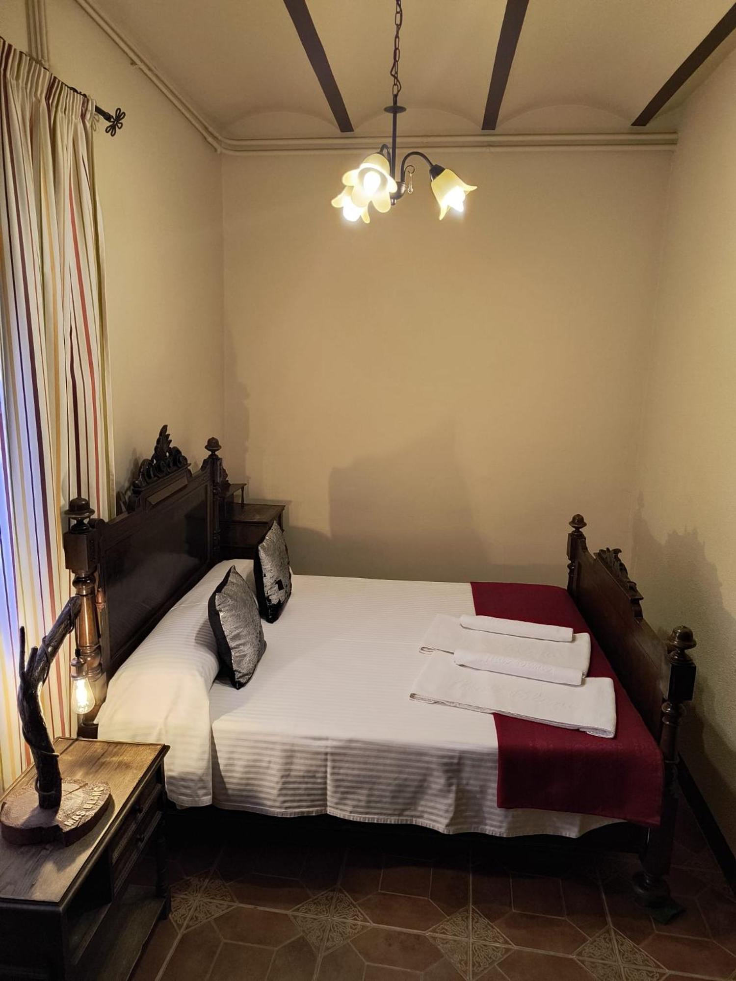 Hostal Rural Mas Blanc San Martín de Centellas Pokoj fotografie